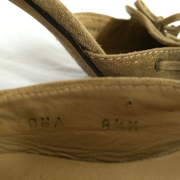Donald J Pliner Lona Mules Size 8 1/2 M Gold Suede - Picture 8 of 8